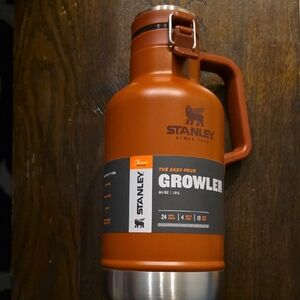 Stanley Easy-Pour Growler - Burnt Orange